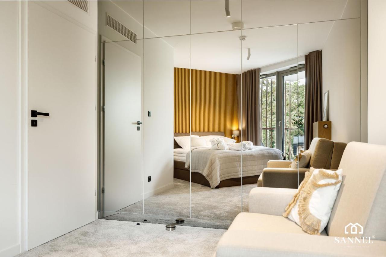 Apartament Golden Sand Z Dostepem Do Basenow,Jacuzzi,Strefy Saun- Pinea Apartments Pobierowo-Sannel Apartments For Rent Εξωτερικό φωτογραφία