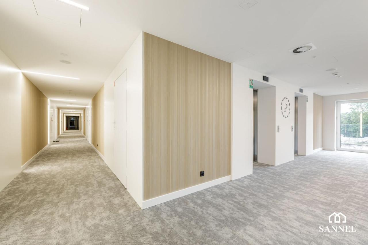 Apartament Golden Sand Z Dostepem Do Basenow,Jacuzzi,Strefy Saun- Pinea Apartments Pobierowo-Sannel Apartments For Rent Εξωτερικό φωτογραφία